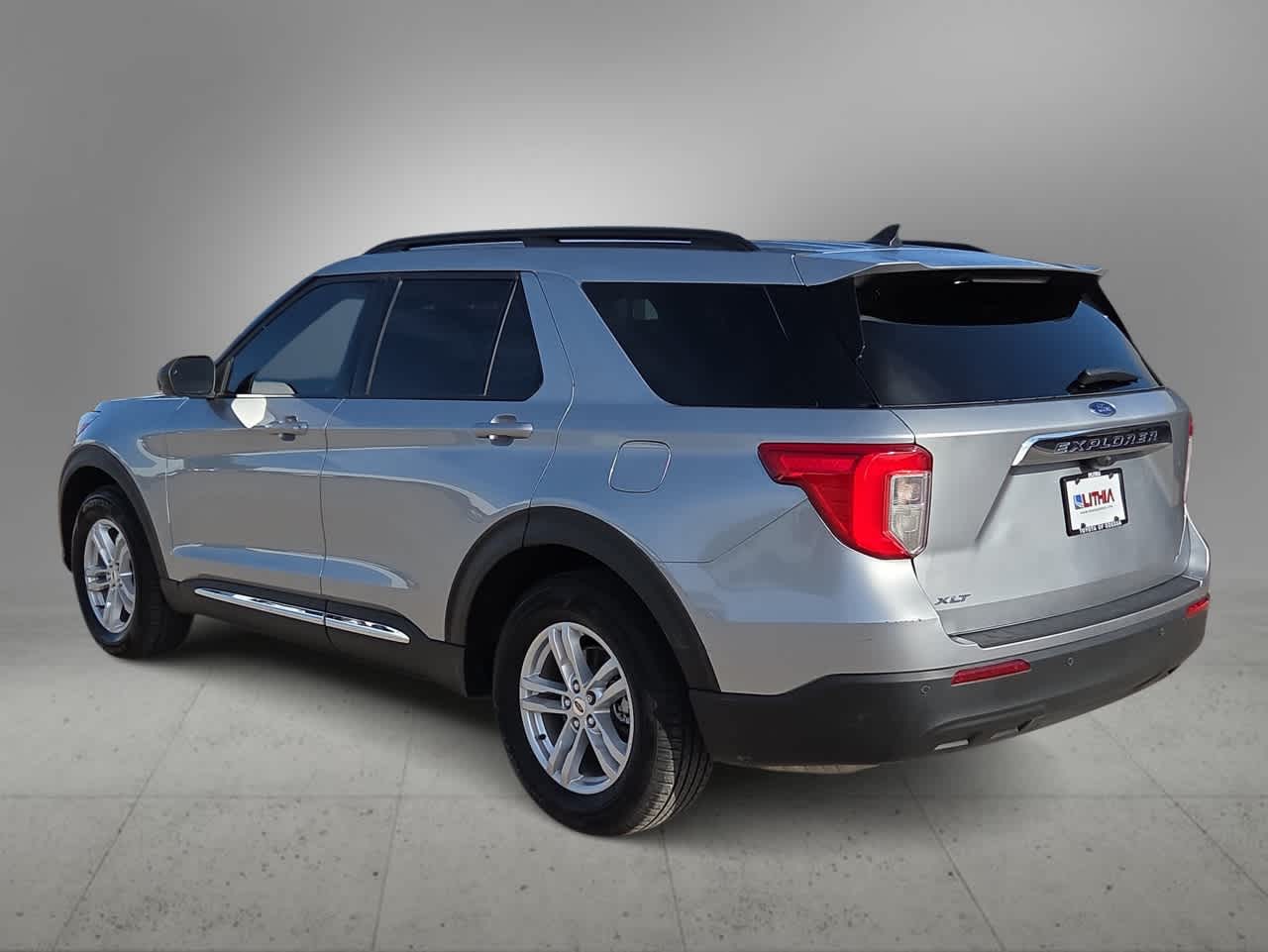 Thumbnail: 2023 Ford Explorer - 6