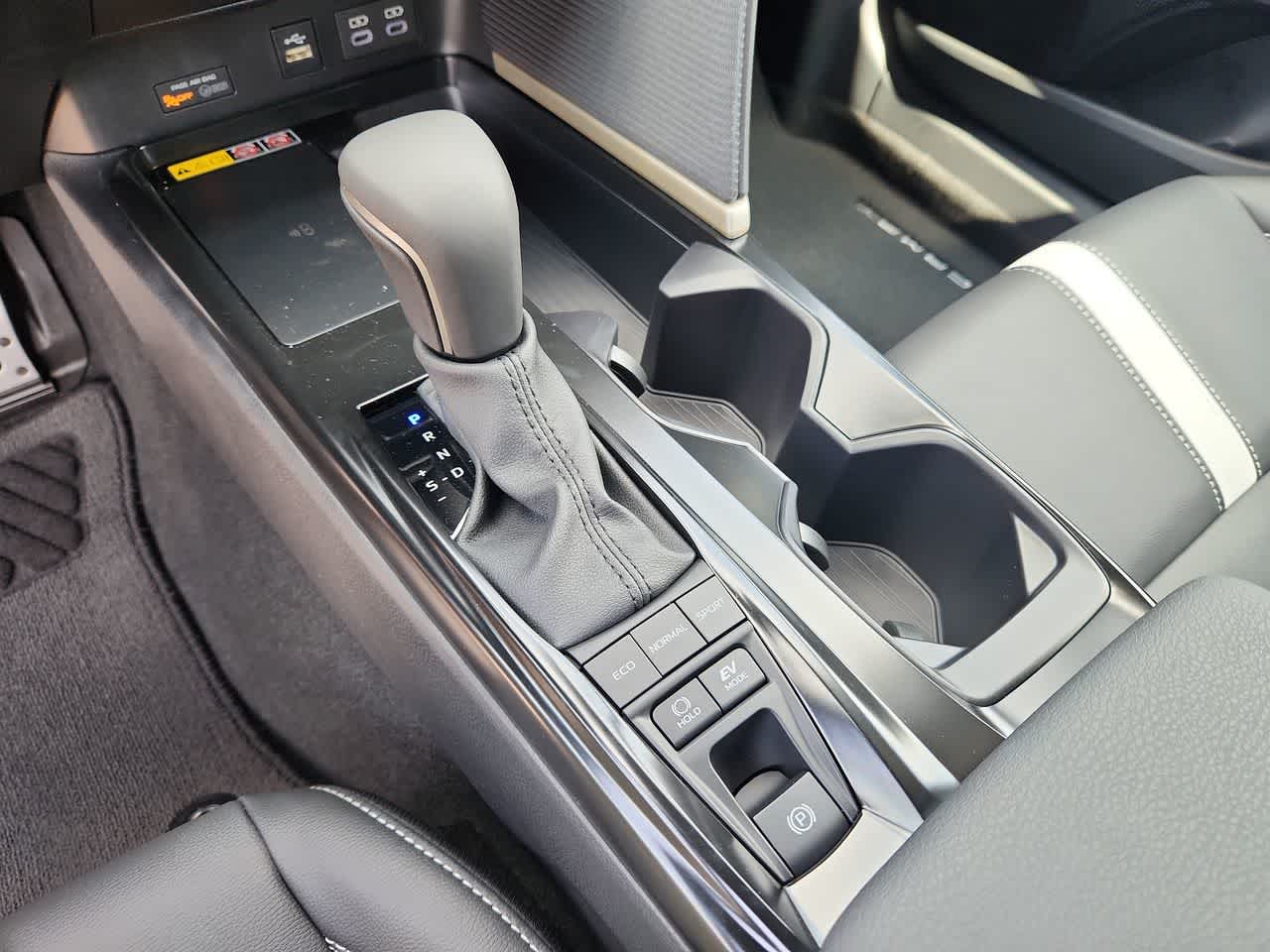 Thumbnail: 2025 Toyota Camry - 21