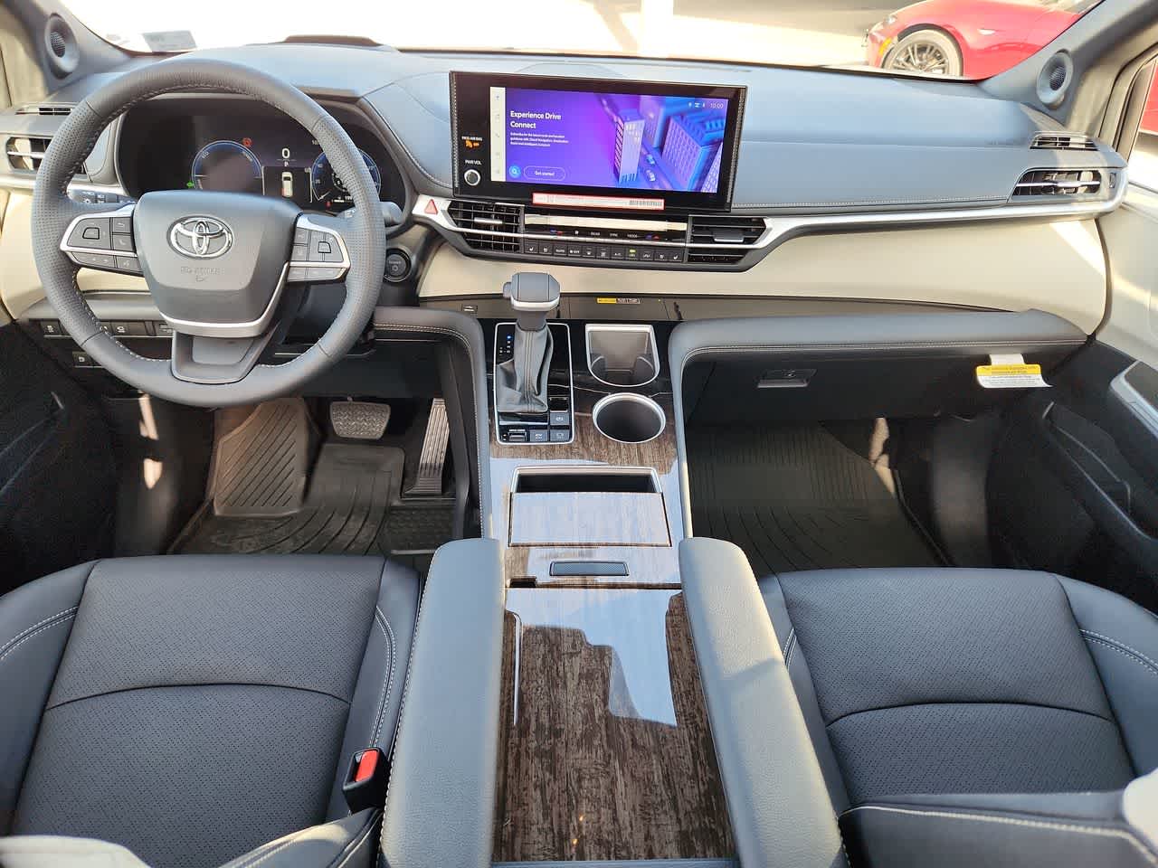 Thumbnail: 2025 Toyota Sienna - 14