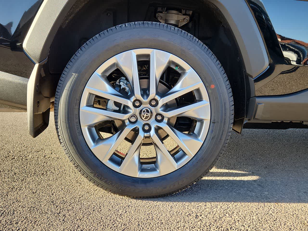 Thumbnail: 2025 Toyota RAV4 - 12