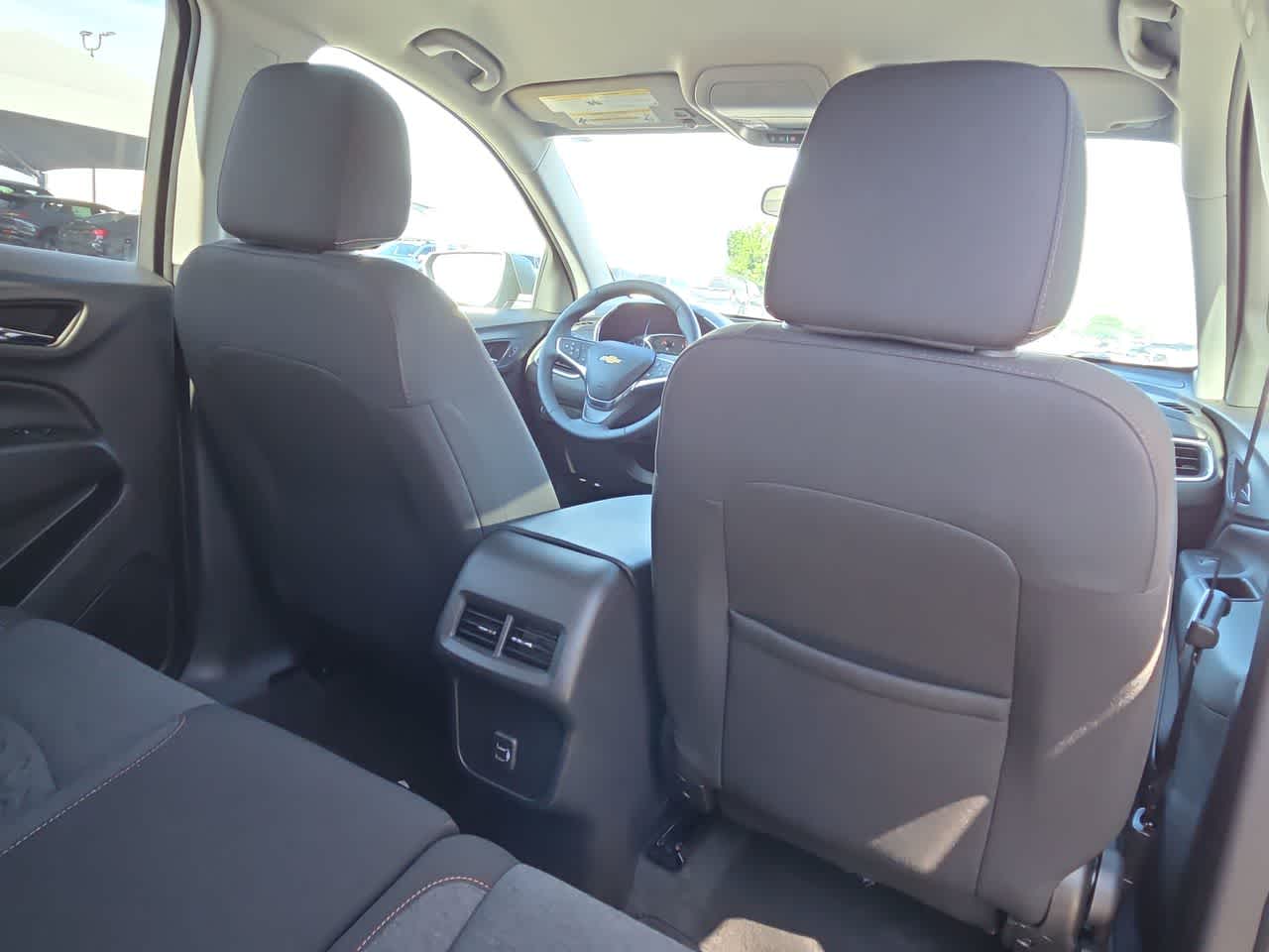Thumbnail: 2024 Chevrolet Equinox - 16