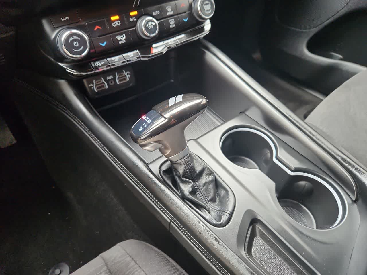 Thumbnail: 2022 Dodge Durango - 21