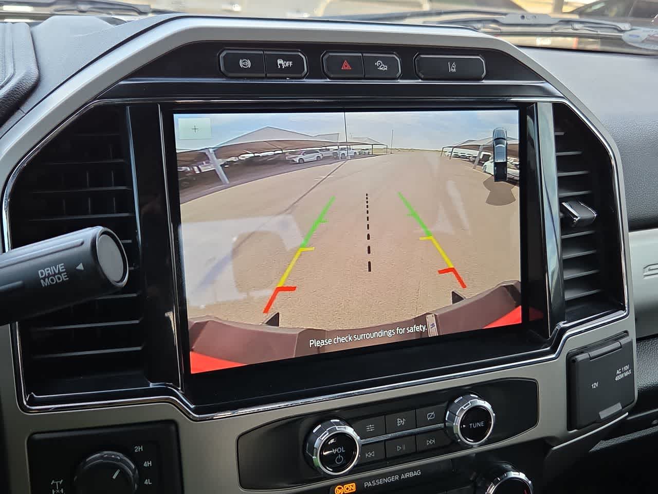 Thumbnail: 2022 Ford Econoline - 25