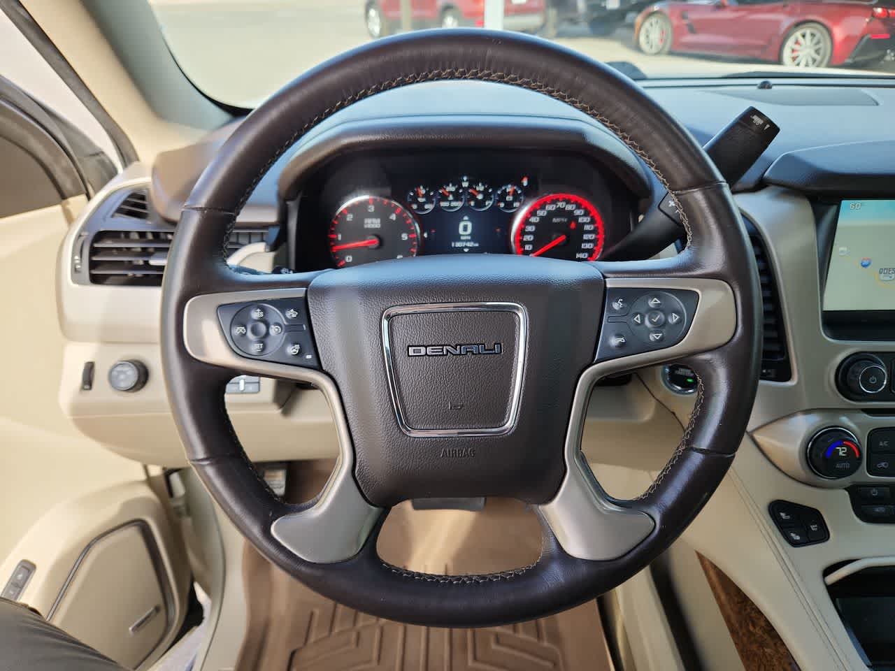 2015 GMC Yukon XL Denali 23