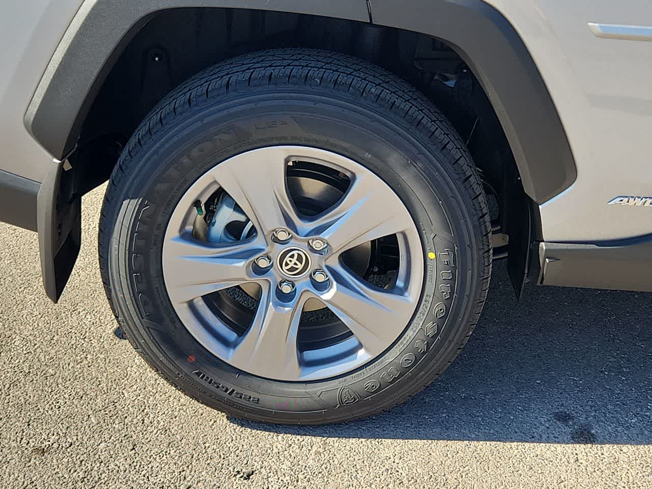 Thumbnail: 2025 Toyota RAV4 - 12