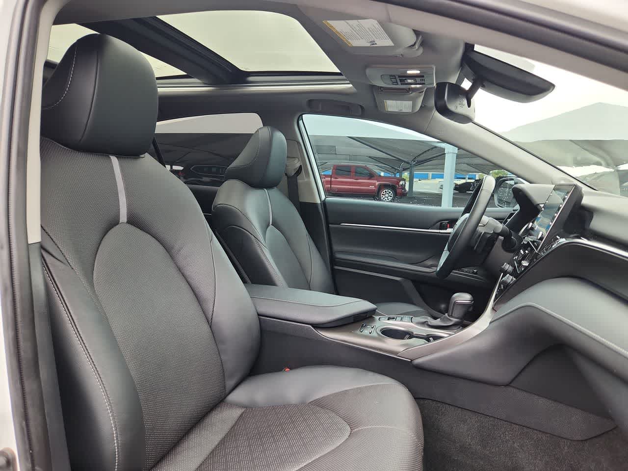 Thumbnail: 2024 Toyota Camry - 18