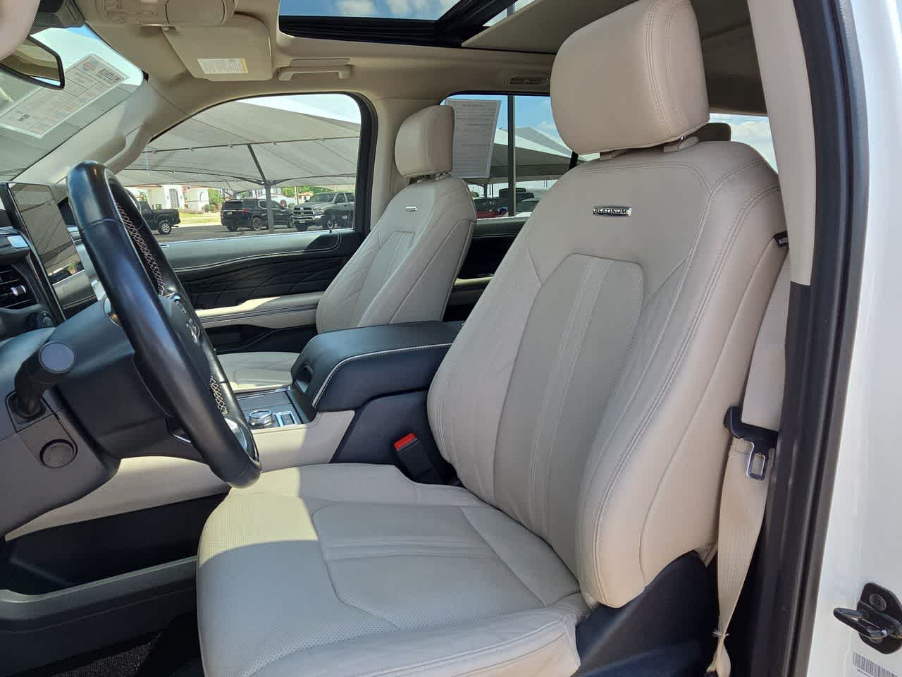 Thumbnail: 2023 Ford Expedition - 15