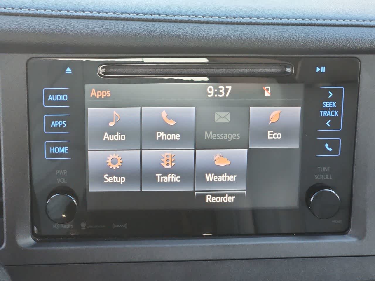 Thumbnail: 2016 Toyota Sienna - 24