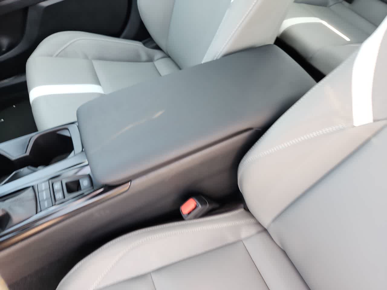 Thumbnail: 2025 Toyota Camry - 20