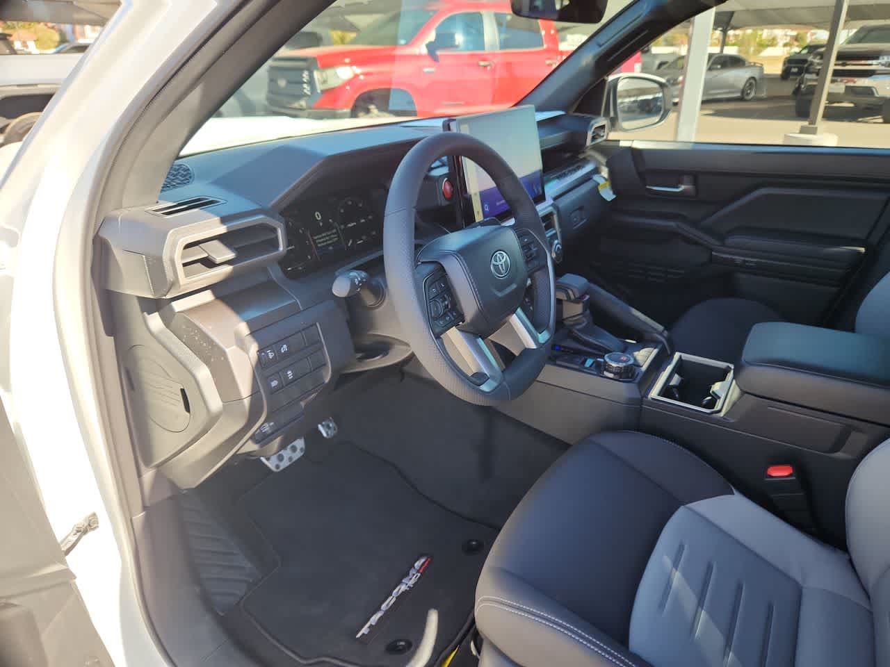 Thumbnail: 2025 Toyota Tacoma - 10