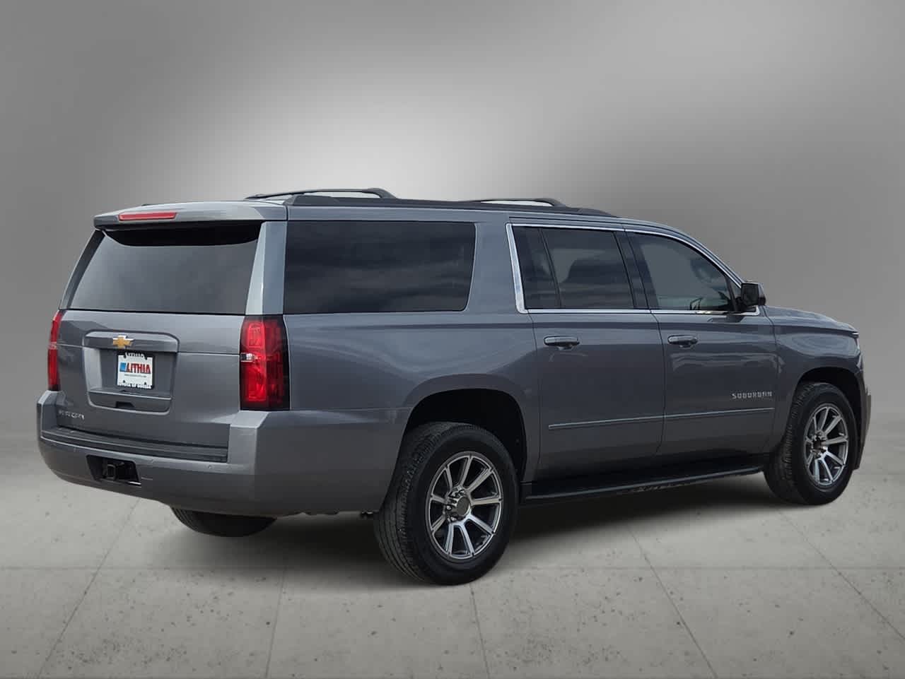 Thumbnail: 2018 Chevrolet Suburban - 8