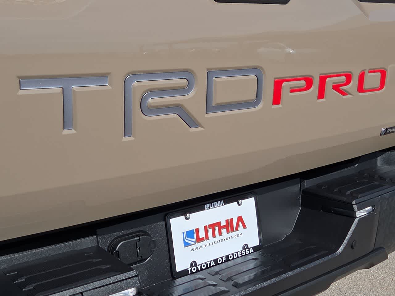Thumbnail: 2025 Toyota Tundra - 11