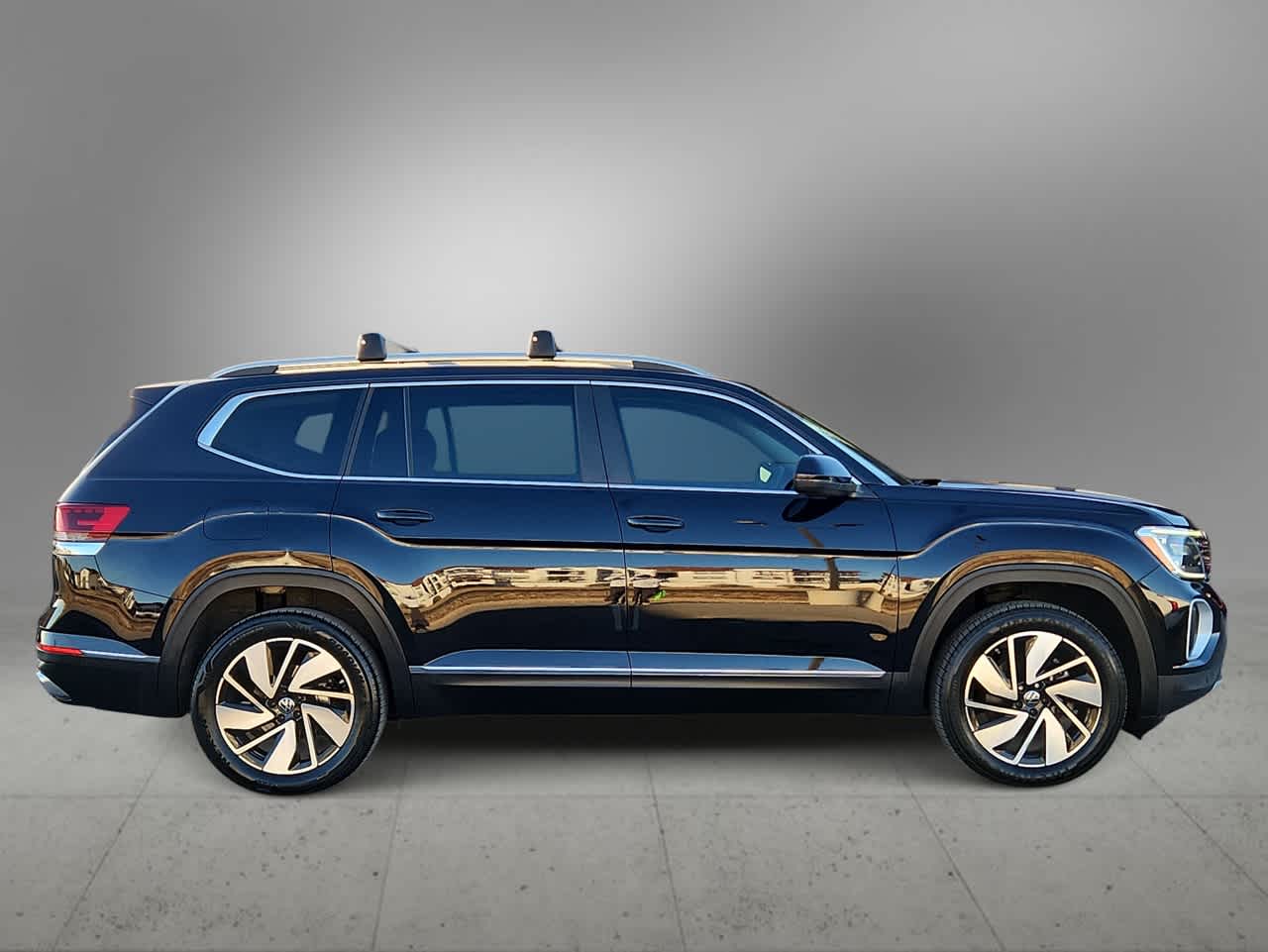 Thumbnail: 2024 Volkswagen Atlas - 9