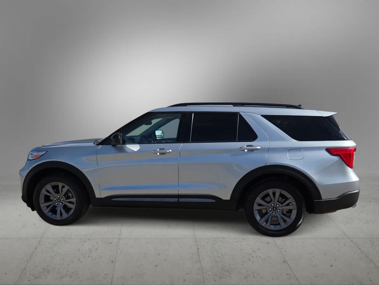 Thumbnail: 2023 Ford Explorer - 5
