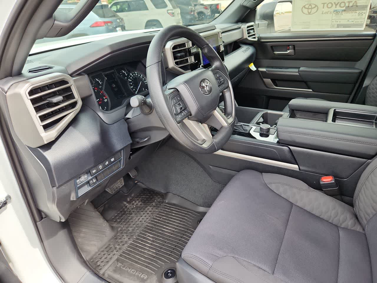Thumbnail: 2025 Toyota Tundra - 10