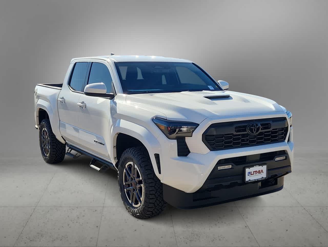 Thumbnail: 2025 Toyota Tacoma - 2