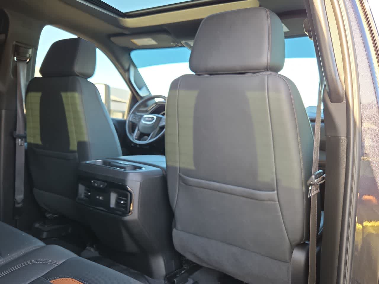 Thumbnail: 2024 GMC Sierra 2500 - 16