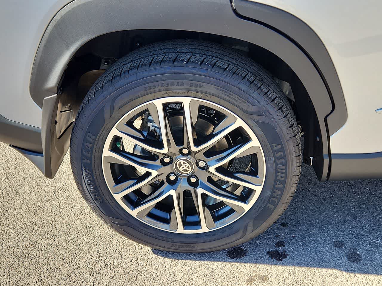 Thumbnail: 2026 Toyota Corolla Cross - 12