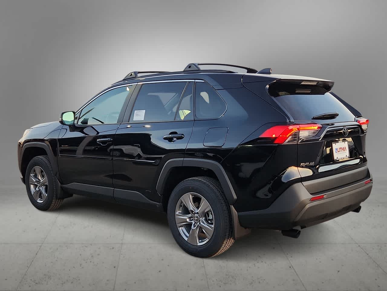 Thumbnail: 2025 Toyota RAV4 - 6