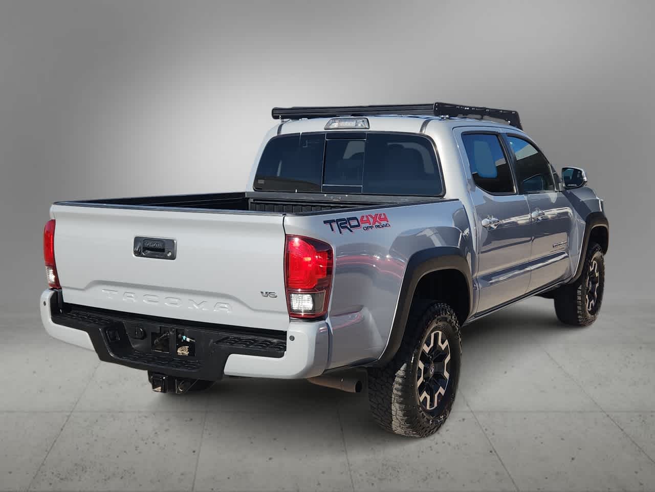 Thumbnail: 2019 Toyota Tacoma - 8