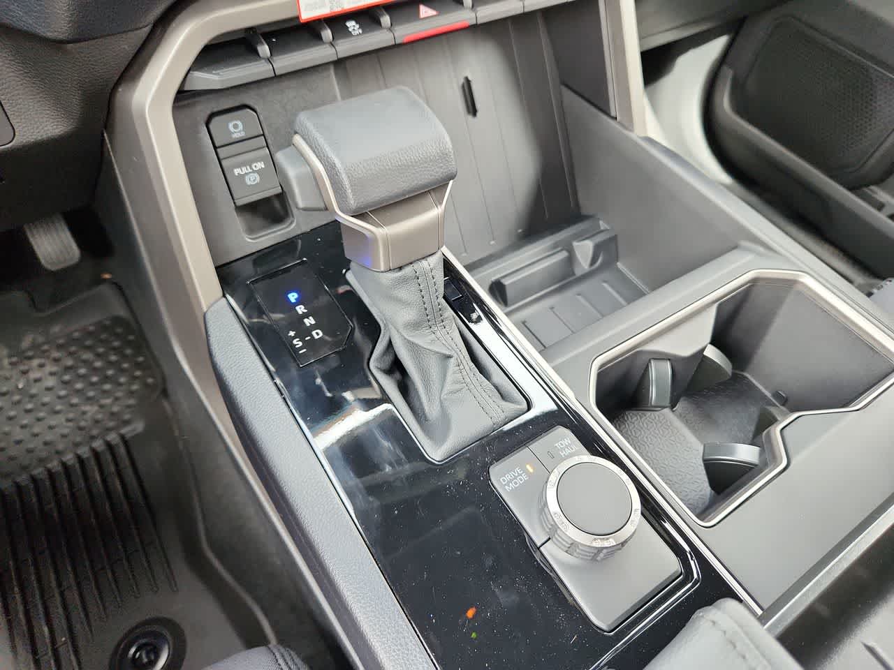 Thumbnail: 2025 Toyota Tundra - 21