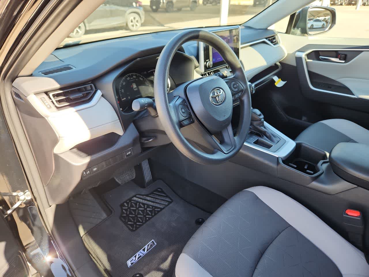 Thumbnail: 2025 Toyota RAV4 - 10