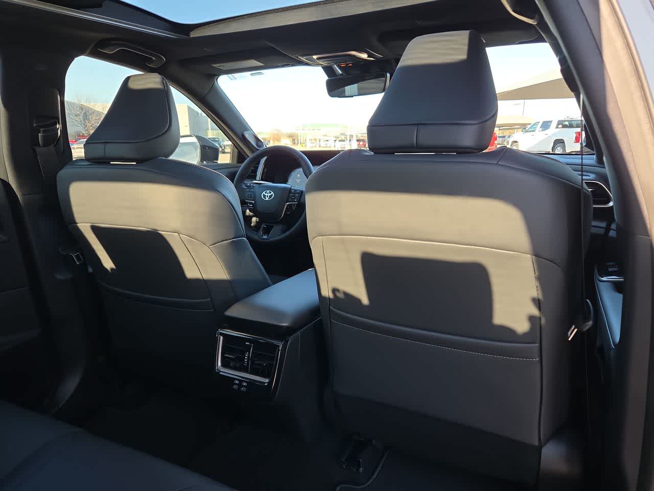 Thumbnail: 2026 Toyota Crown - 16