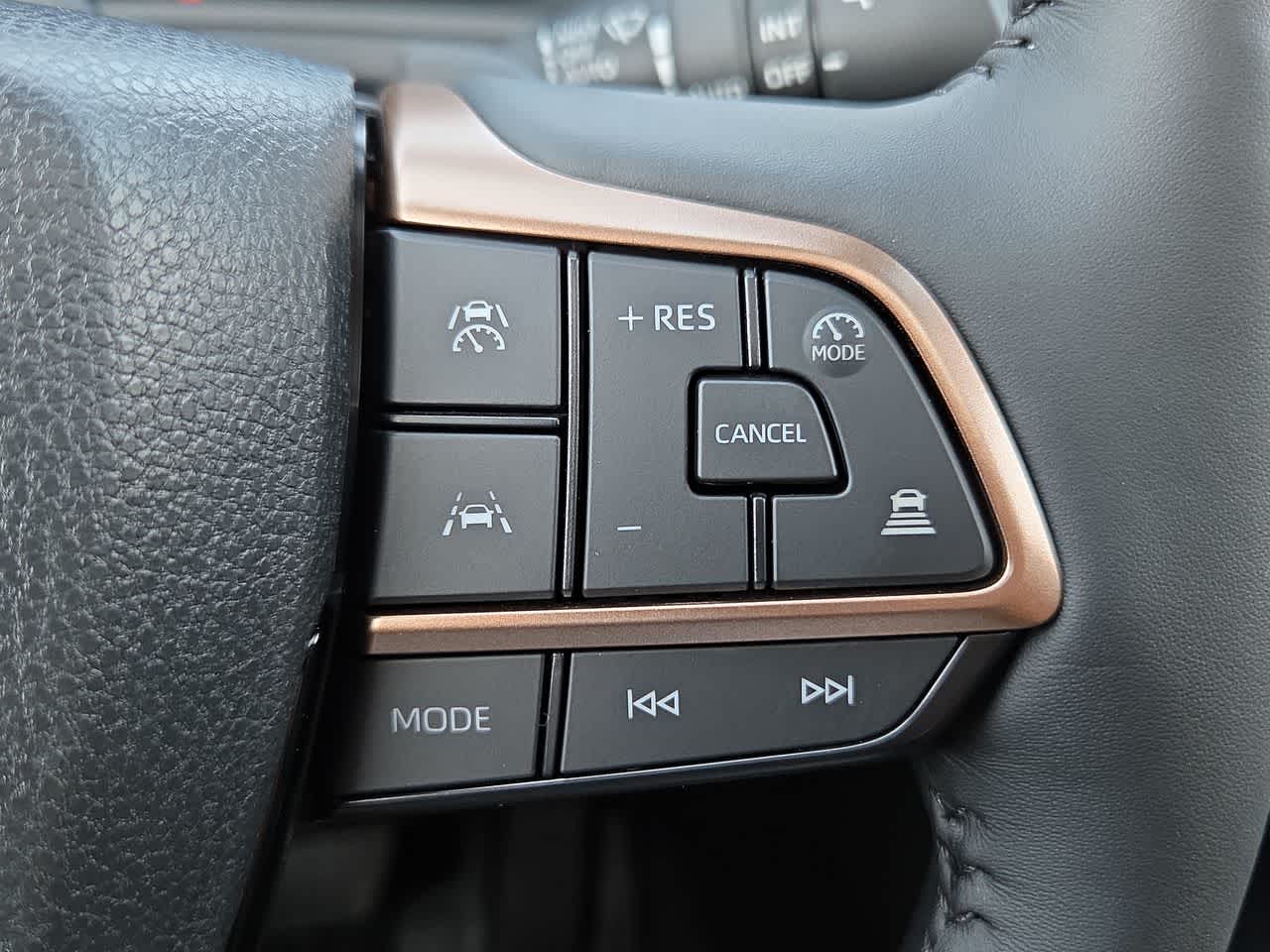 Thumbnail: 2026 Toyota Grand Highlander - 23