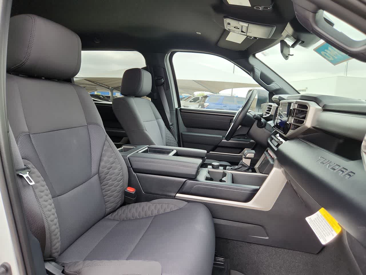 Thumbnail: 2025 Toyota Tundra - 18