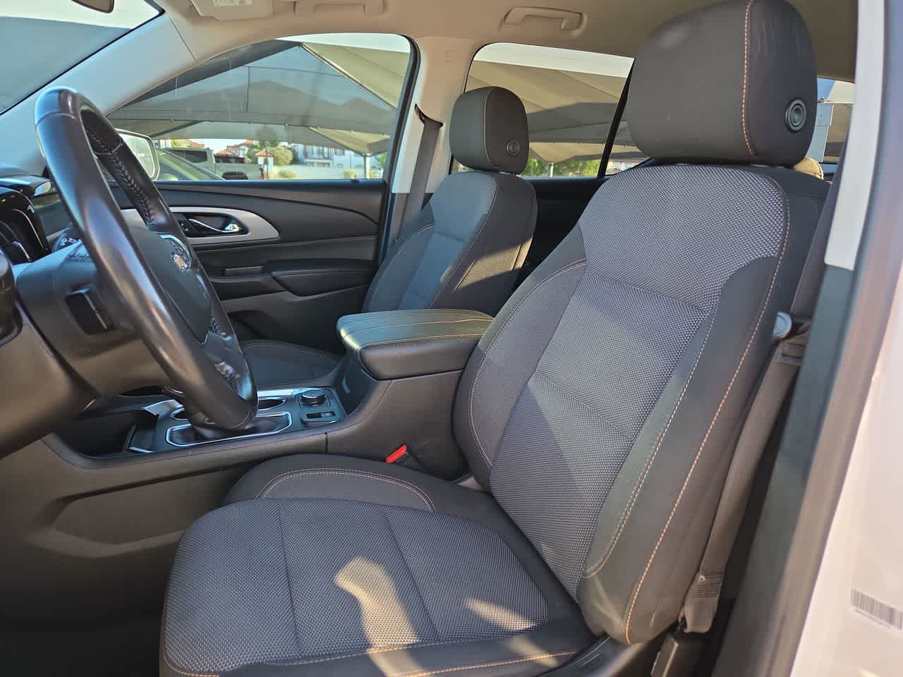 Thumbnail: 2021 Chevrolet Traverse - 15
