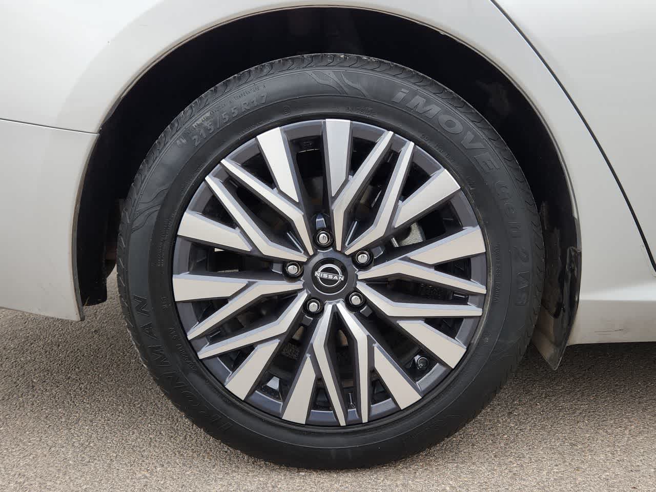 Thumbnail: 2024 Nissan Altima - 12