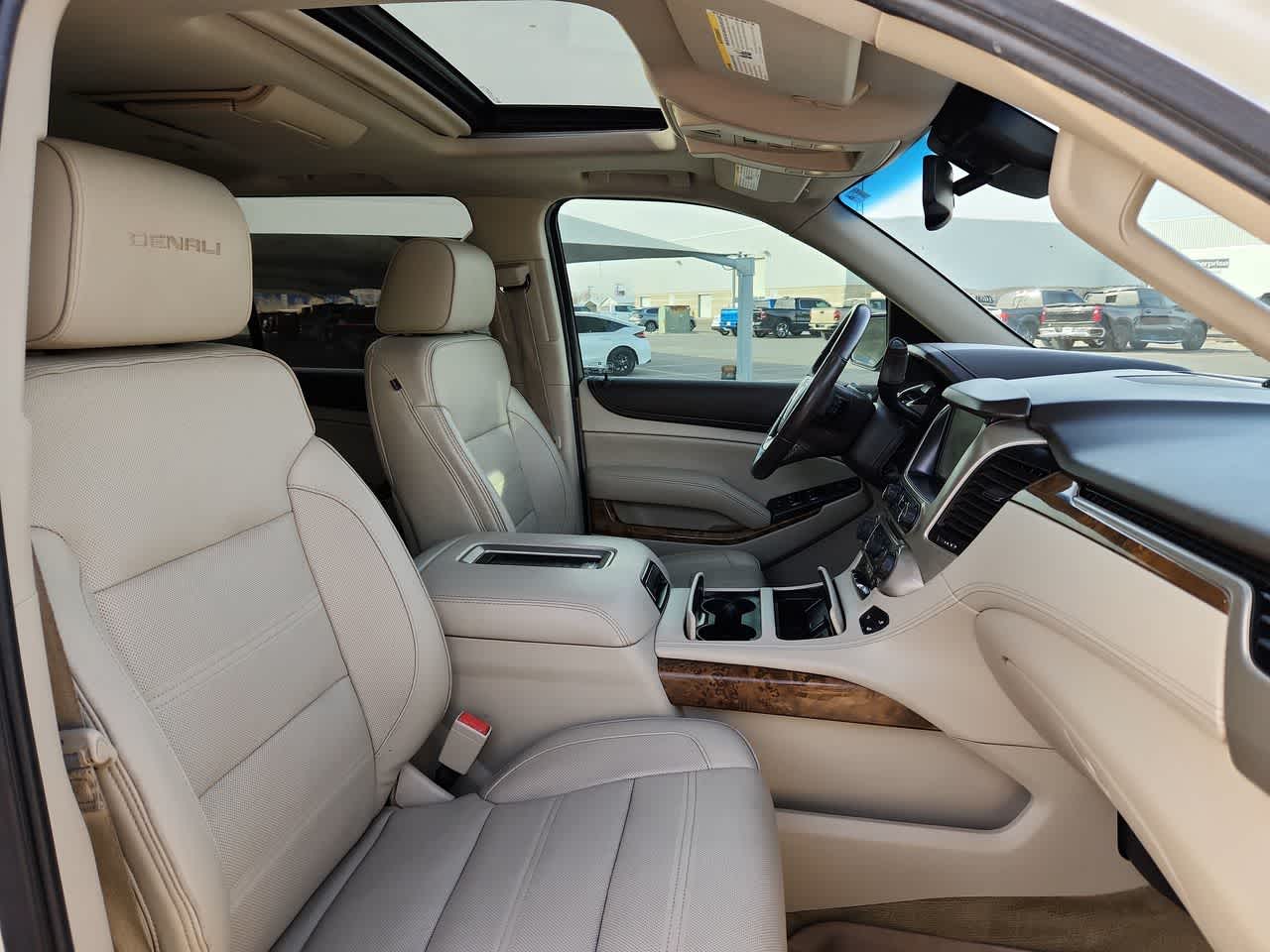 2015 GMC Yukon XL Denali 22
