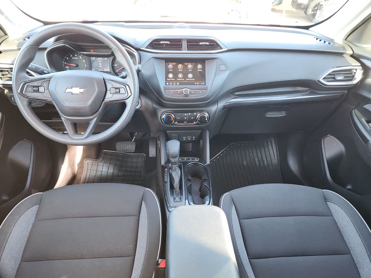 Thumbnail: 2023 Chevrolet TrailBlazer - 14