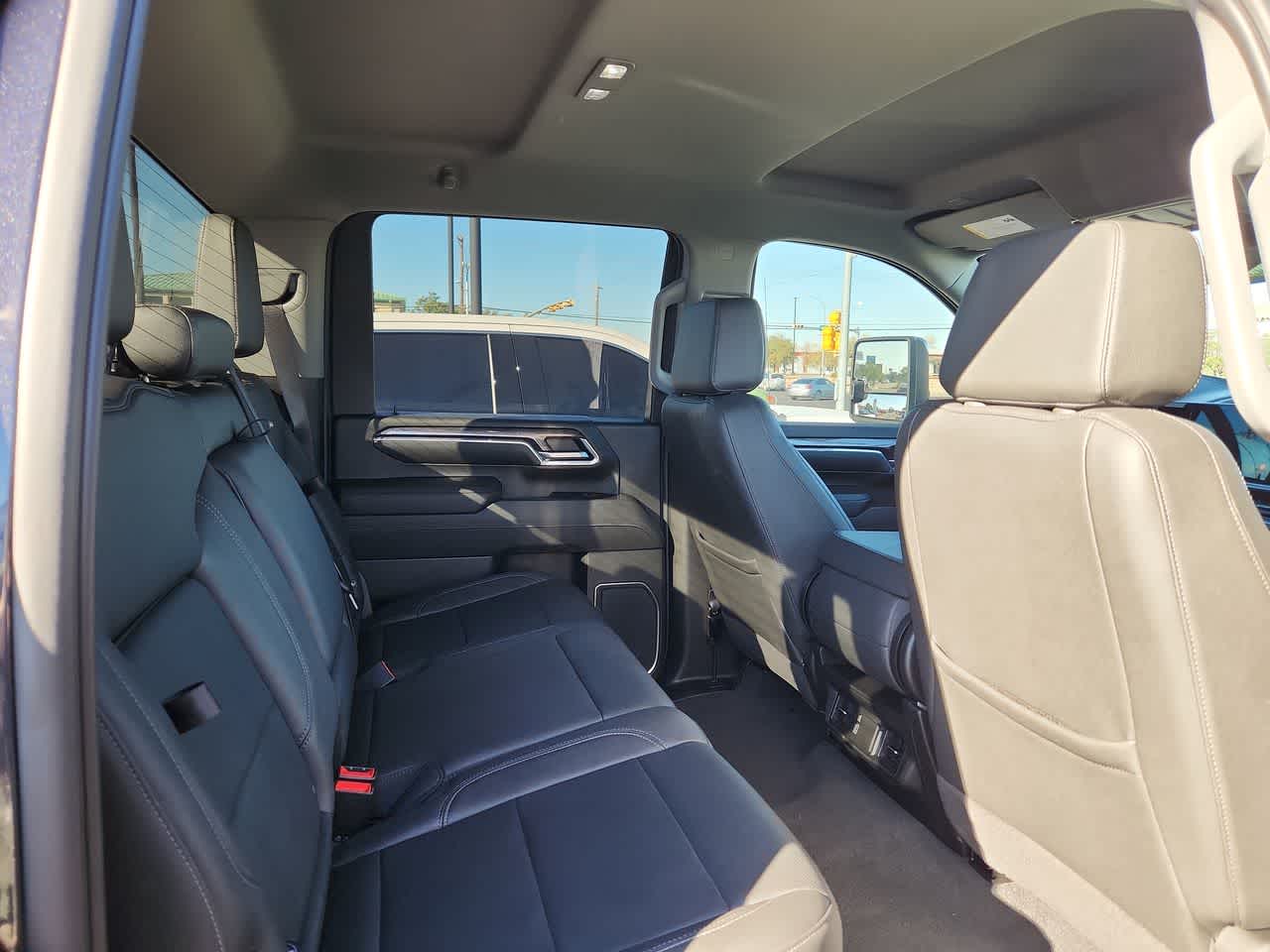 Thumbnail: 2024 Chevrolet Silverado 2500 - 17