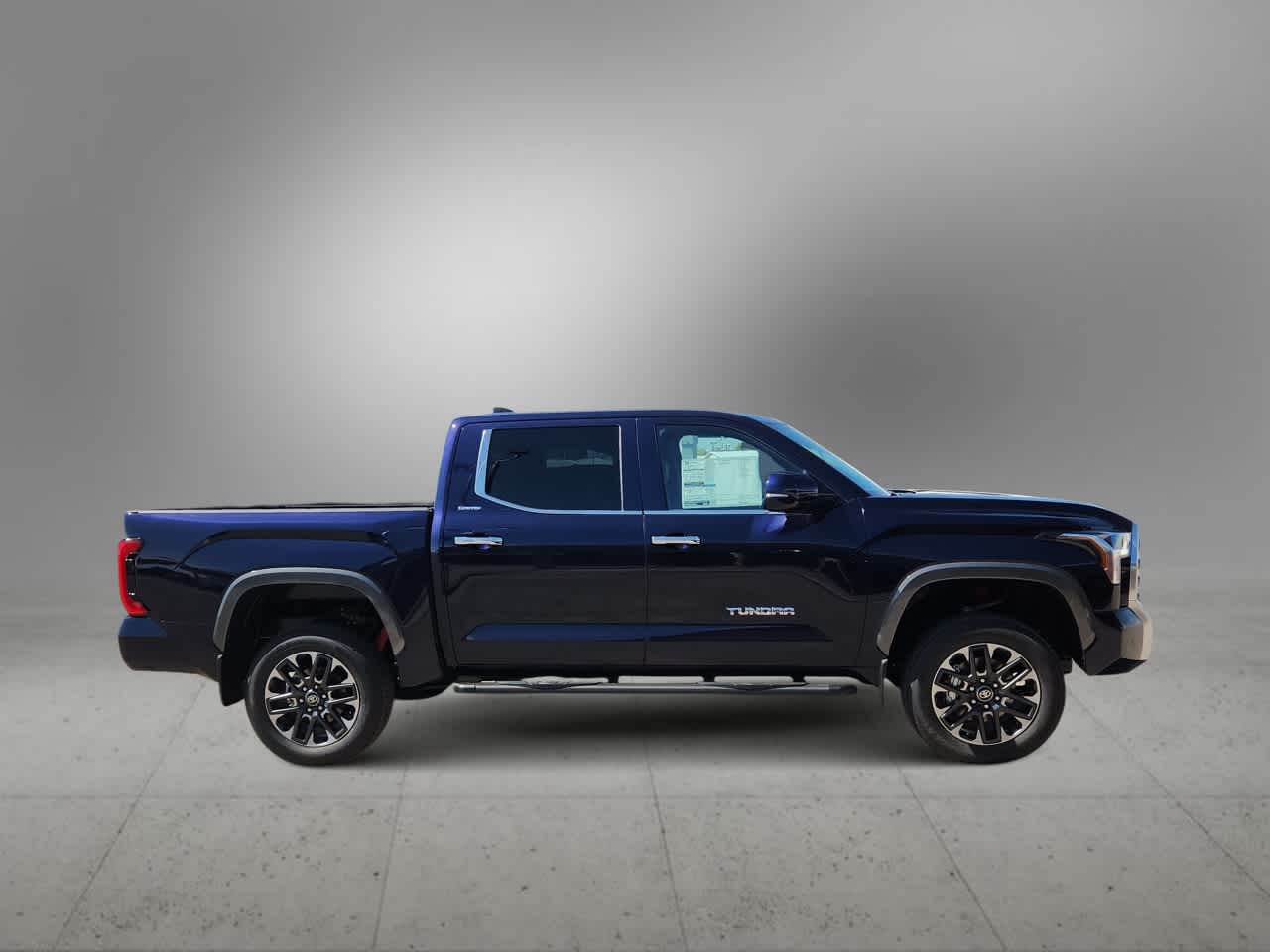 Thumbnail: 2025 Toyota Tundra - 9