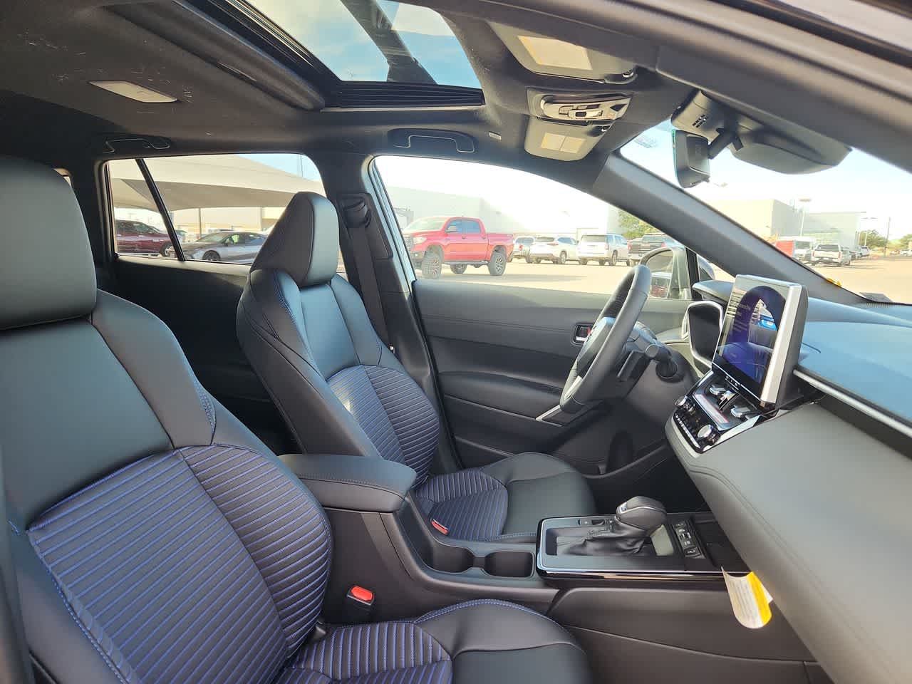 Thumbnail: 2026 Toyota Corolla Cross - 18