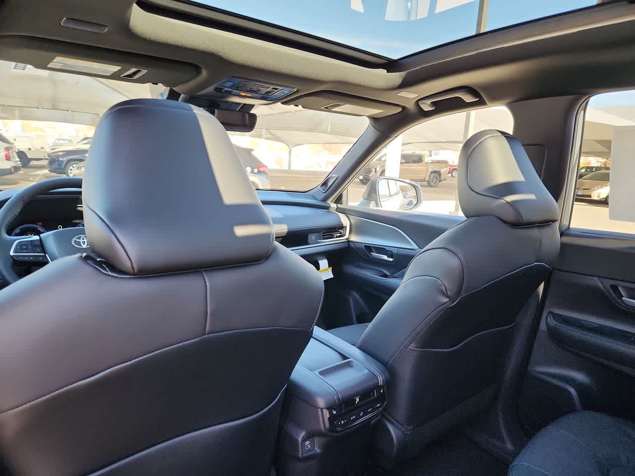 Thumbnail: 2026 Toyota Grand Highlander - 16