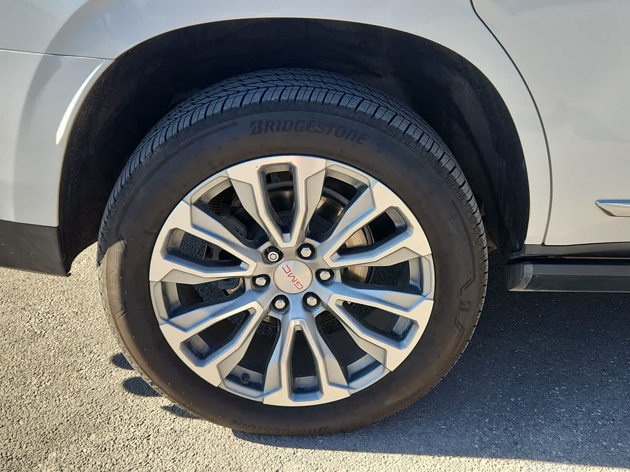 Thumbnail: 2022 GMC Yukon - 12