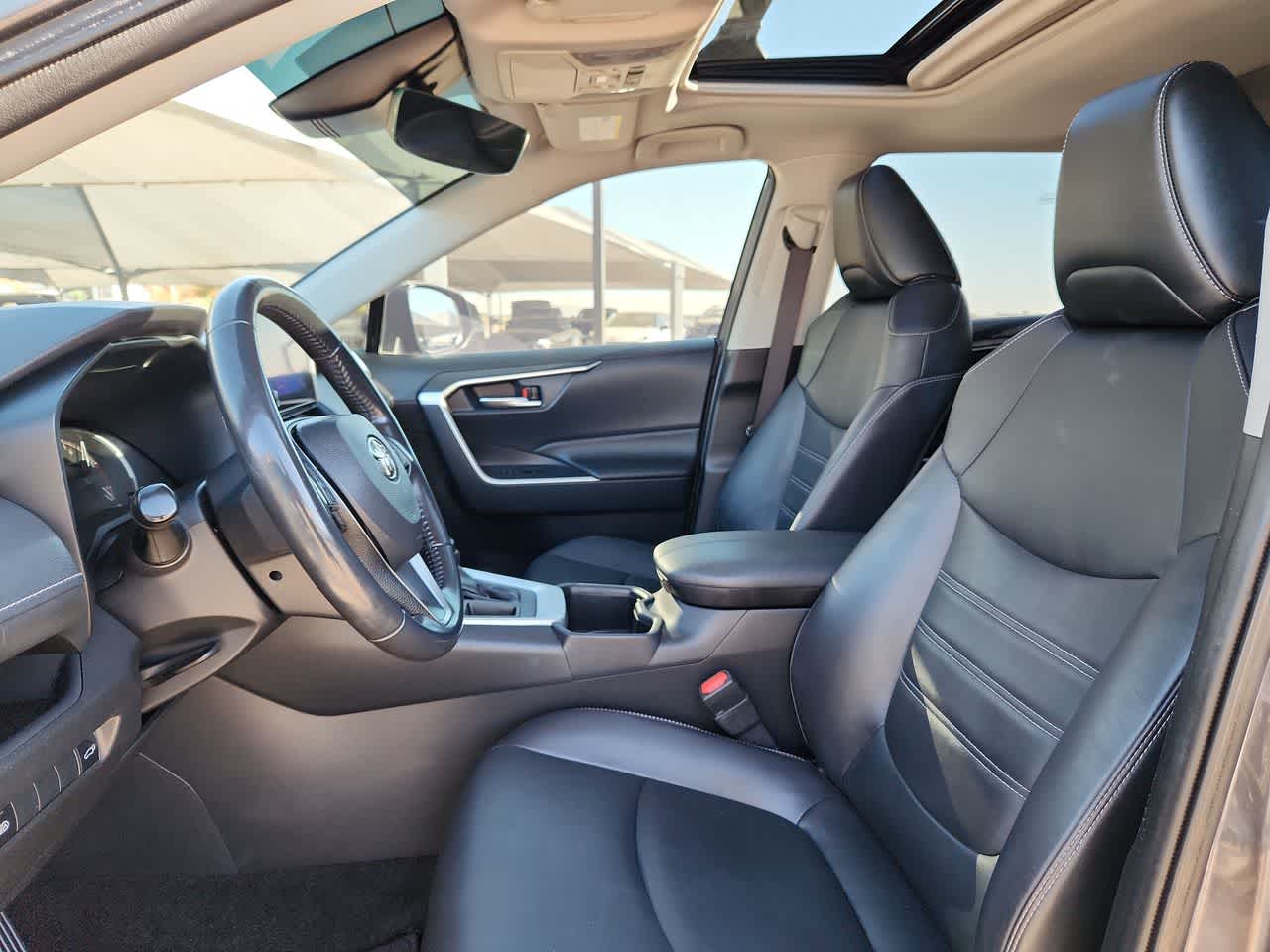 Thumbnail: 2023 Toyota RAV4 - 15