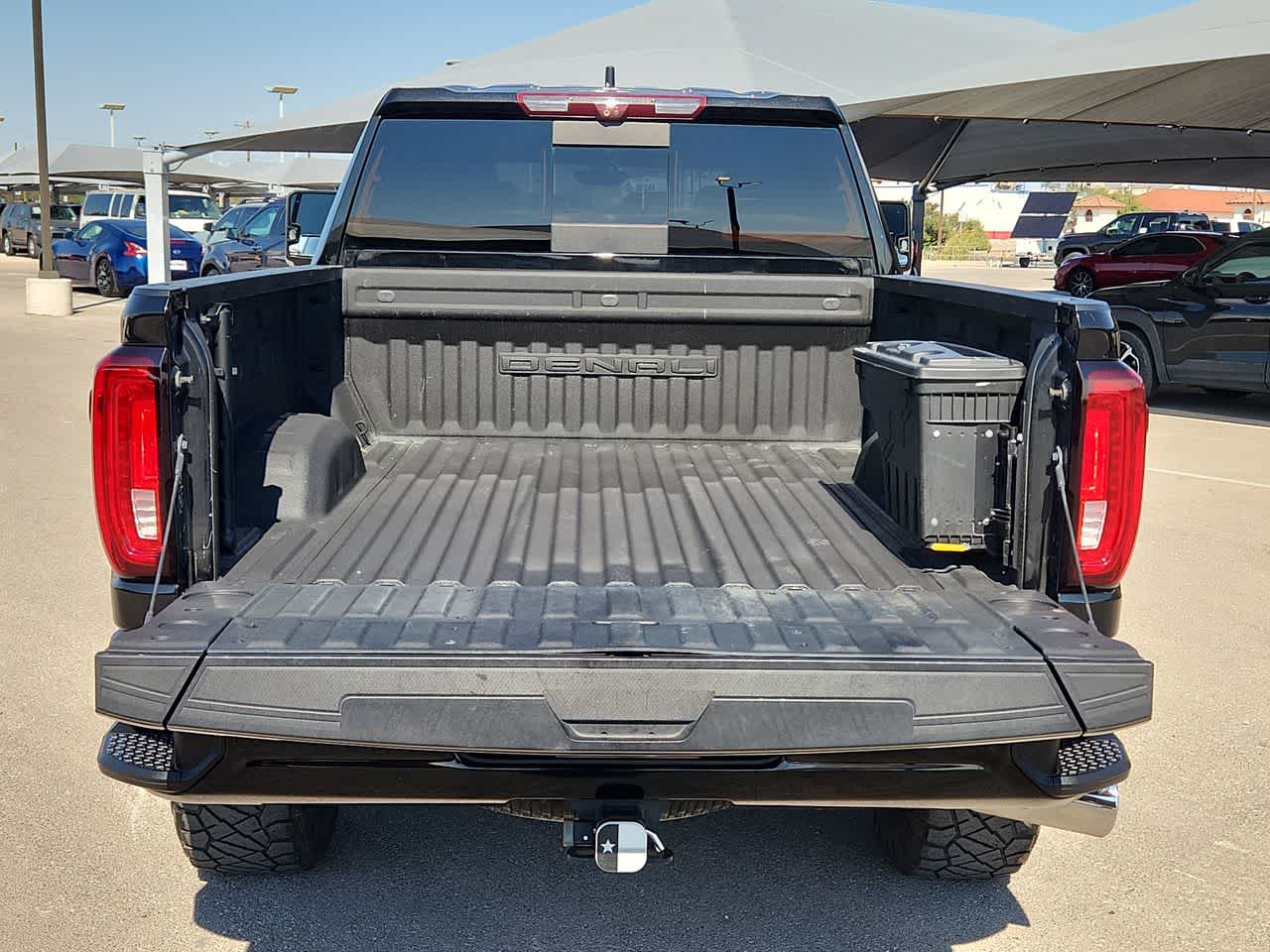 Thumbnail: 2022 GMC Sierra 2500 - 23