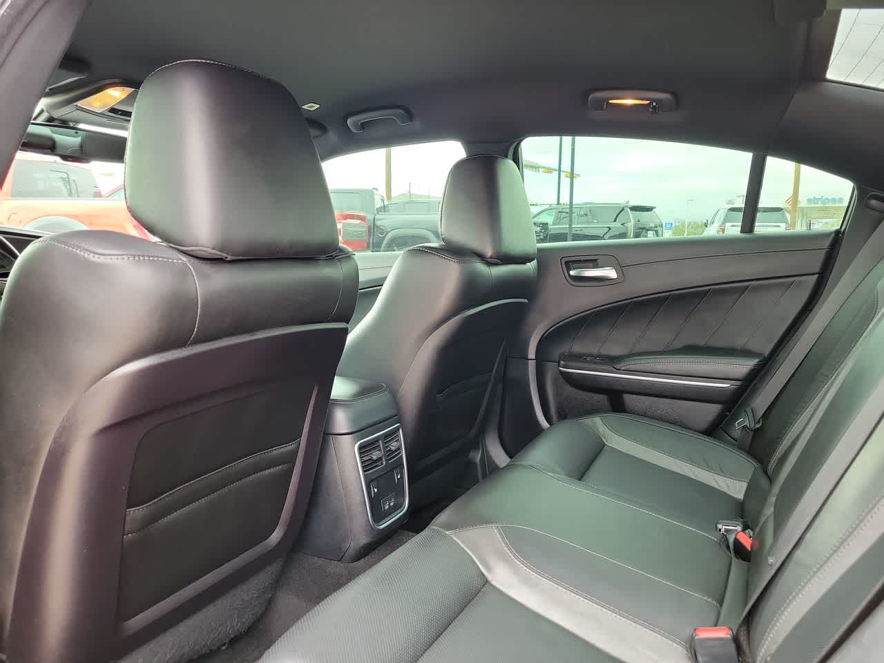 2019 Dodge Charger SXT 19