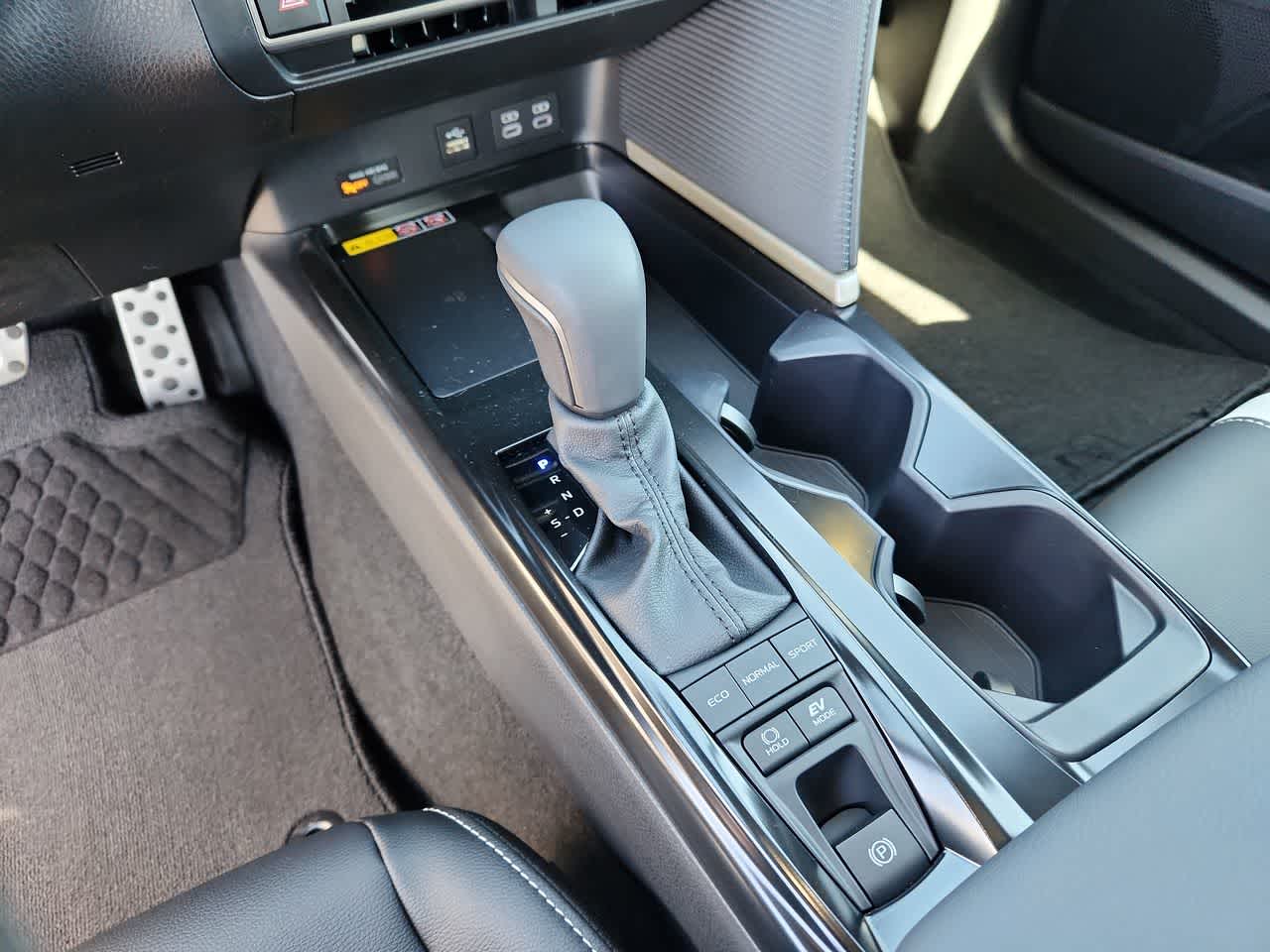 Thumbnail: 2026 Toyota Camry - 21