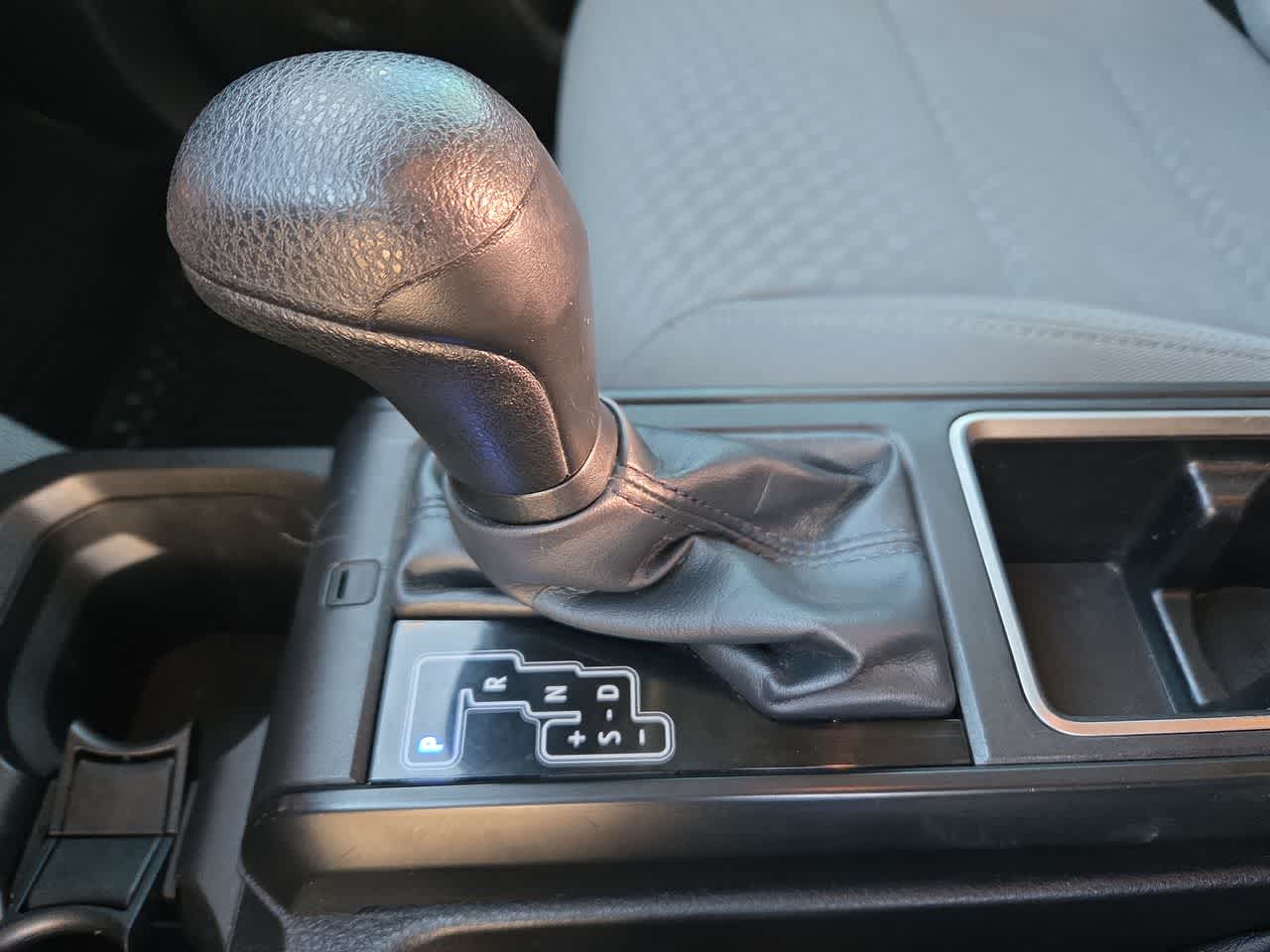 Thumbnail: 2022 Toyota Tacoma - 21