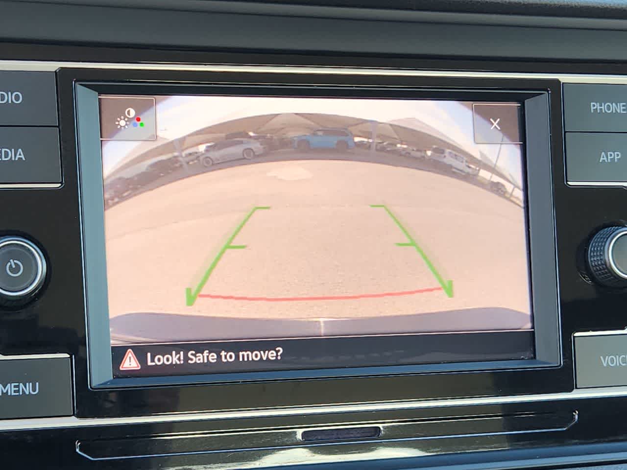 Thumbnail: 2024 Volkswagen Jetta - 25