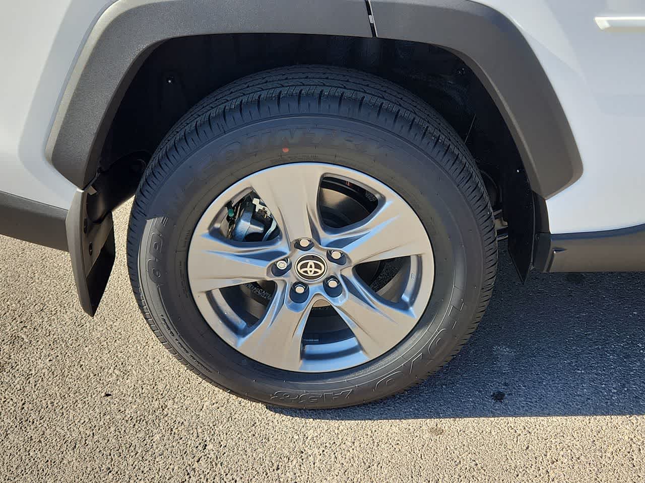 Thumbnail: 2025 Toyota RAV4 - 12