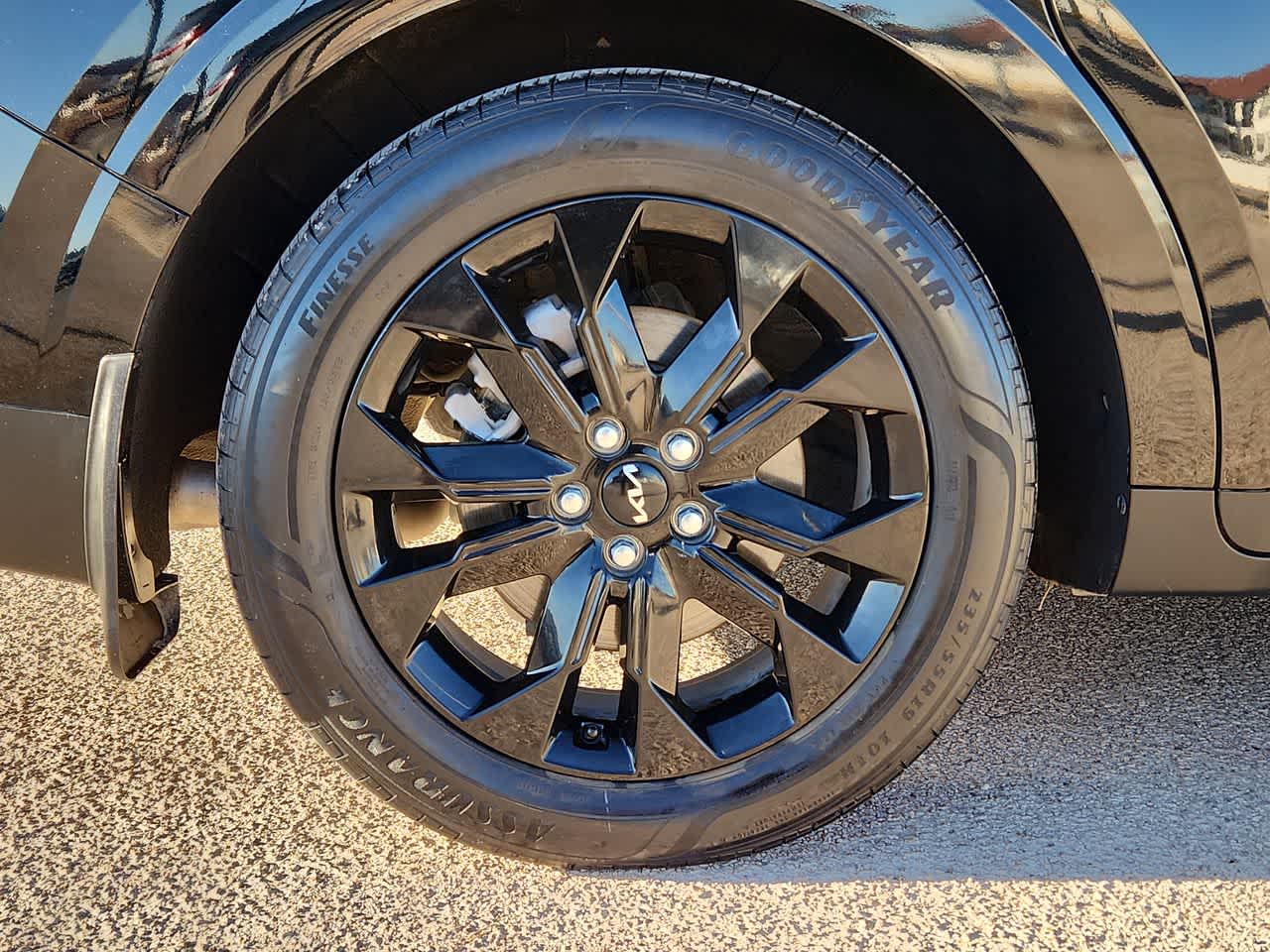 Thumbnail: 2022 Kia Carnival - 12