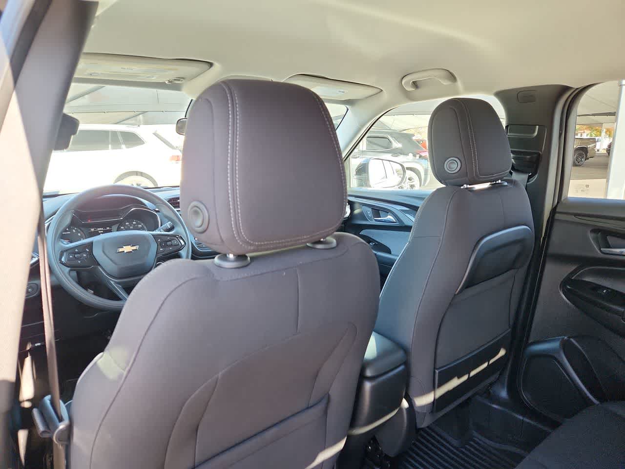 Thumbnail: 2023 Chevrolet TrailBlazer - 16