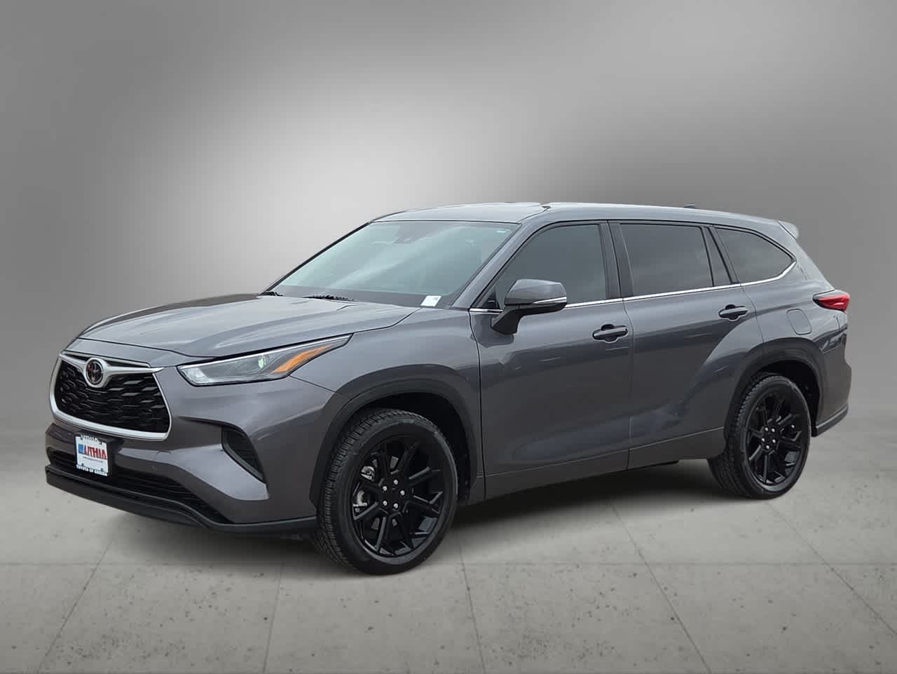 Thumbnail: 2023 Toyota Highlander - 4