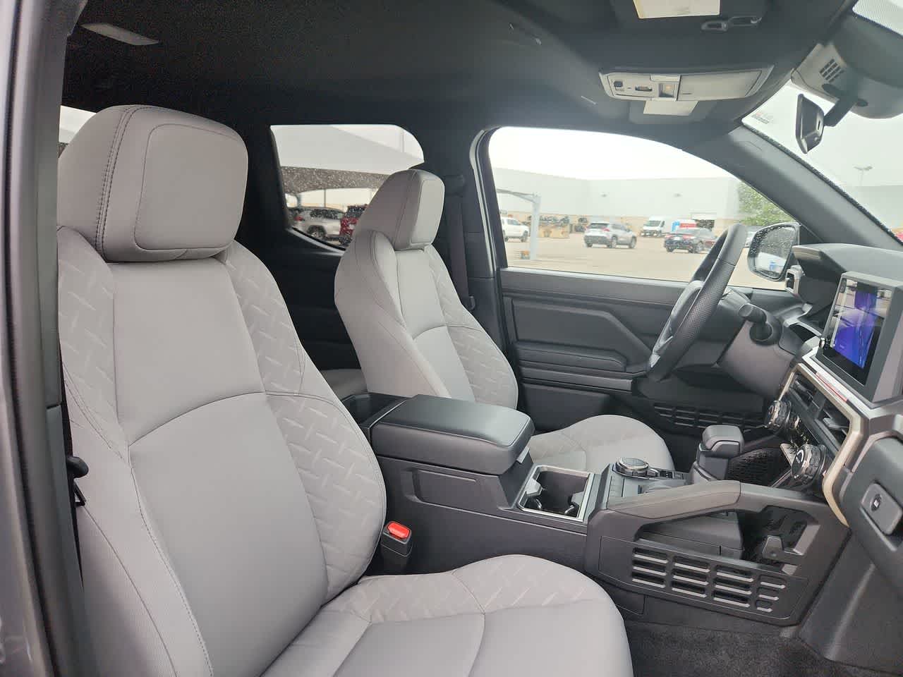 Thumbnail: 2025 Toyota Tacoma - 18