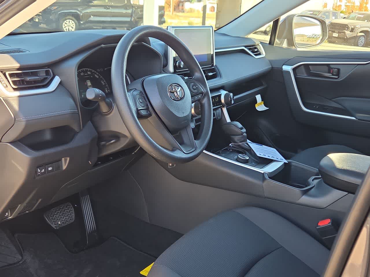 Thumbnail: 2025 Toyota RAV4 - 10